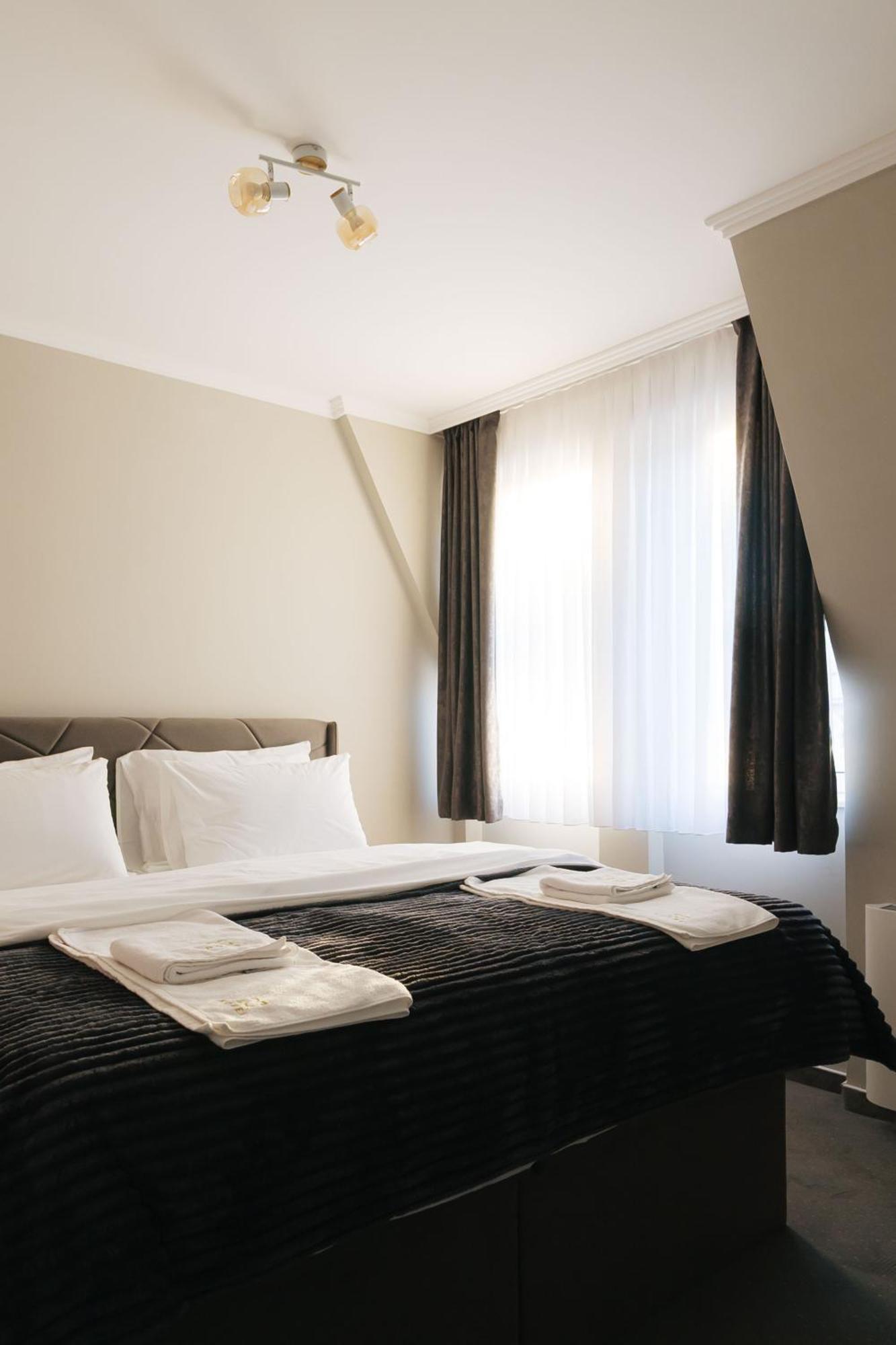 Nobel Apartmani Brčko Esterno foto