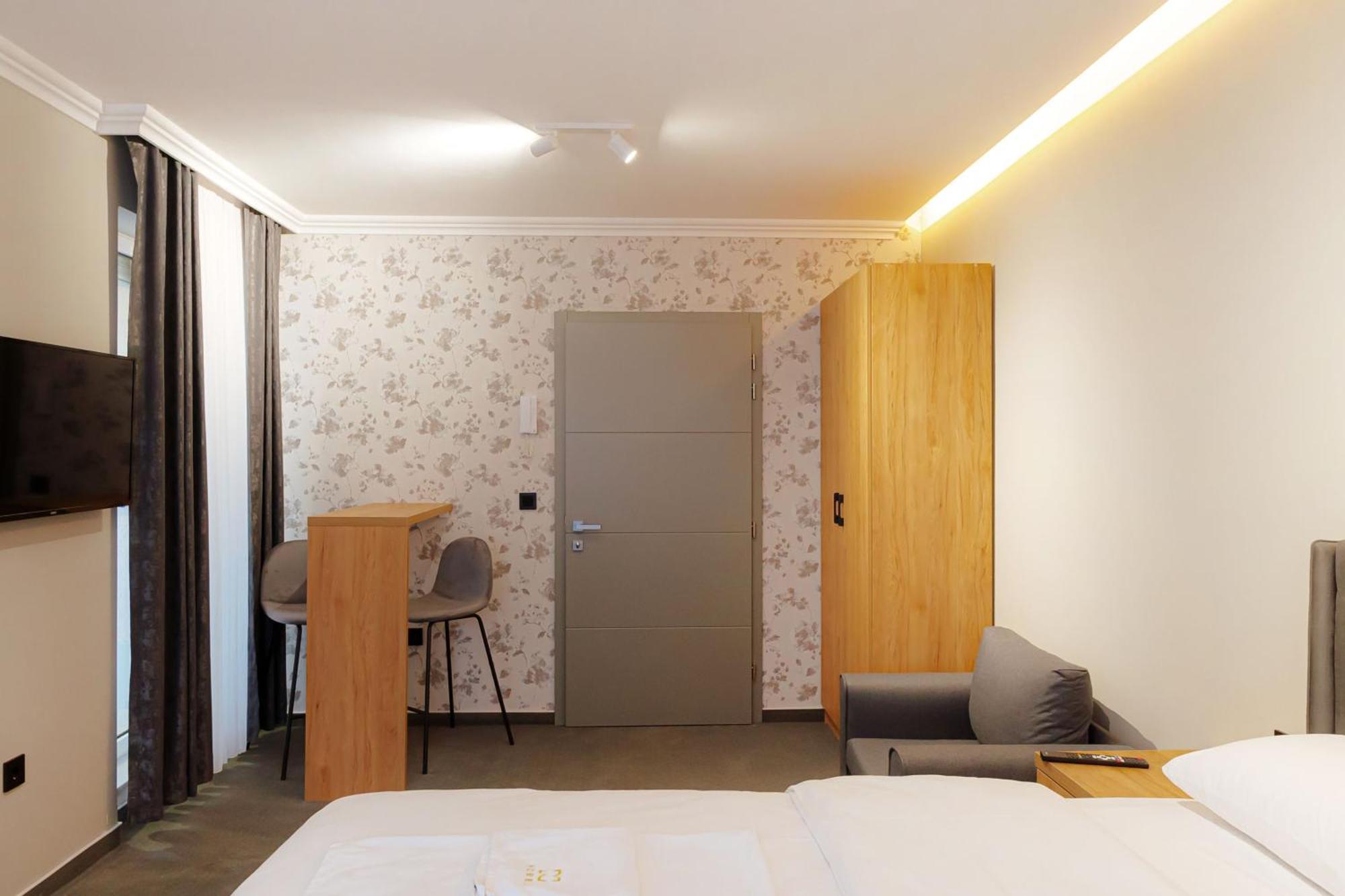 Nobel Apartmani Brčko Esterno foto